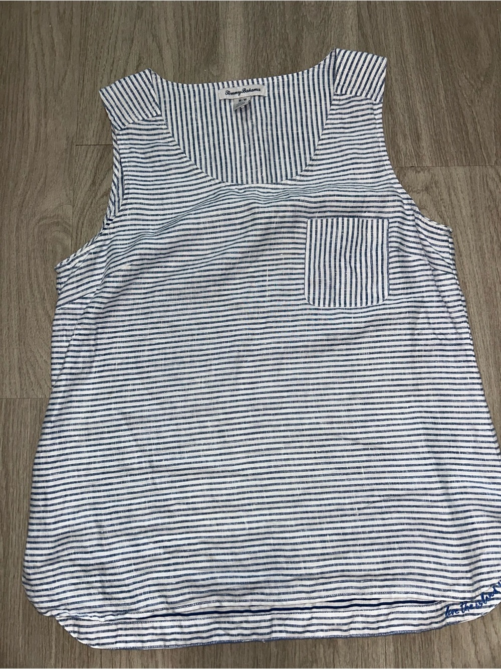 Tommy Bahama white blue striped 100% linen sleeveless blouse top med like new